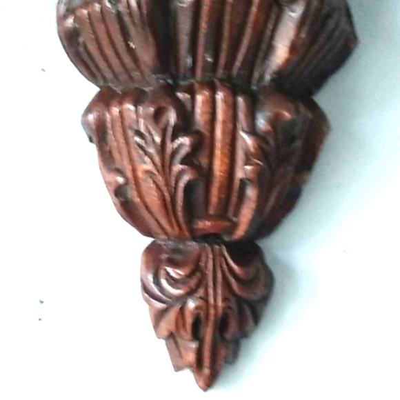 Handcarved shelves - Picture 11 of 16